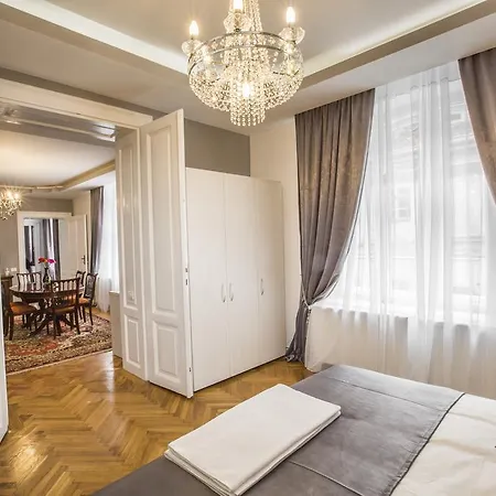 Weidner Apartments Sibiu Esterno foto